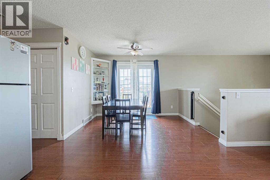 Single Family House Bi-level for Sale in  Appleside Close SE Applewood Park Calgary 