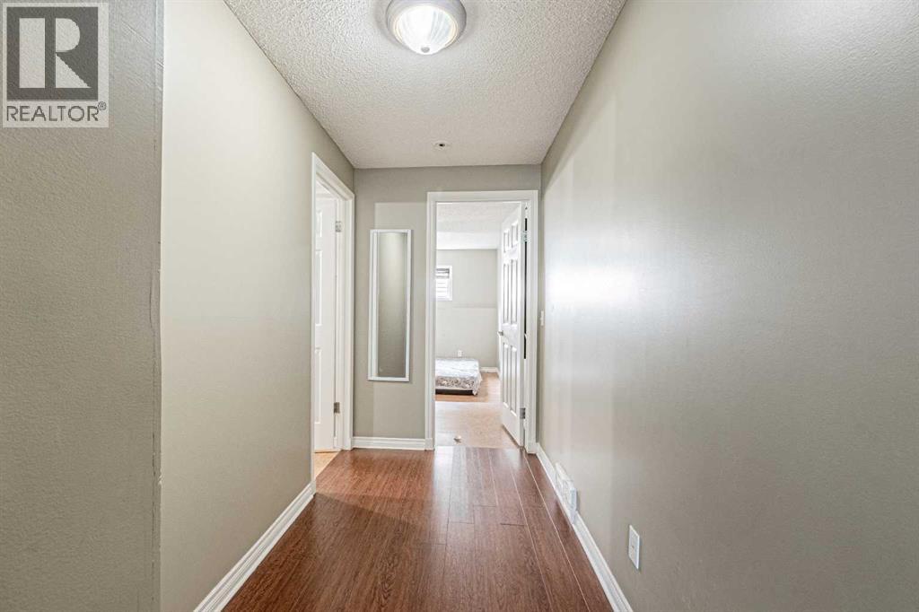 Single Family House Bi-level for Sale in  Appleside Close SE Applewood Park Calgary 