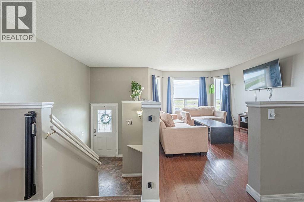 Single Family House Bi-level for Sale in  Appleside Close SE Applewood Park Calgary 