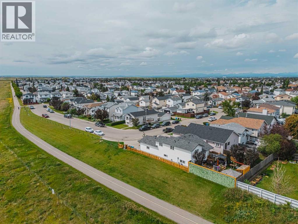 Single Family House Bi-level for Sale in  Appleside Close SE Applewood Park Calgary 