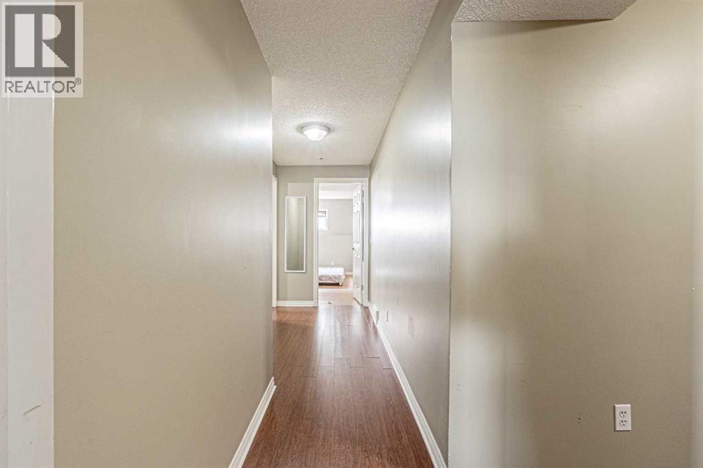 Single Family House Bi-level for Sale in  Appleside Close SE Applewood Park Calgary 
