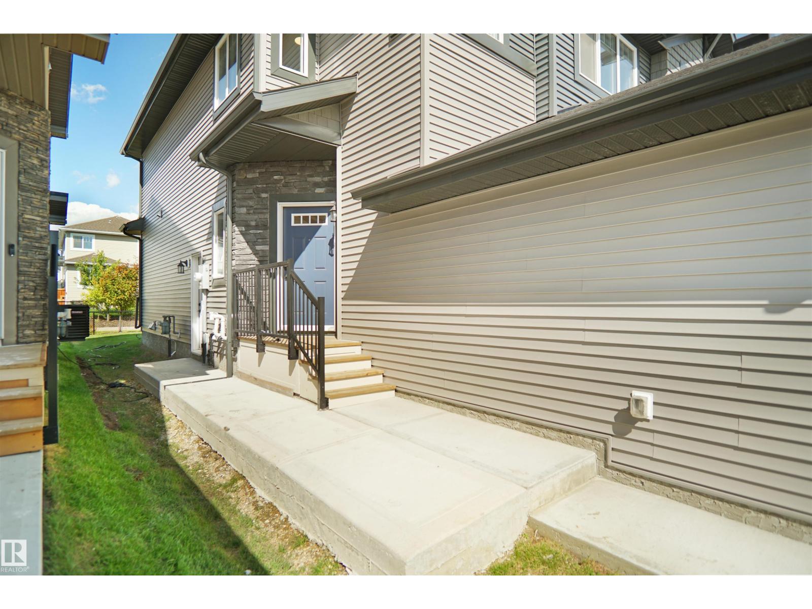 Photo 39 of 16230 19 Av Sw, Edmonton AB