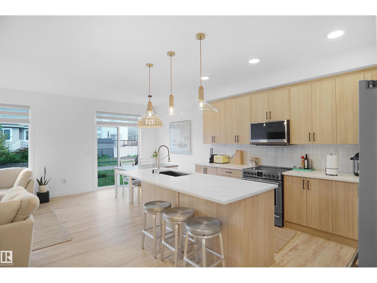 Photo 45 of 16230 19 Av Sw, Edmonton AB