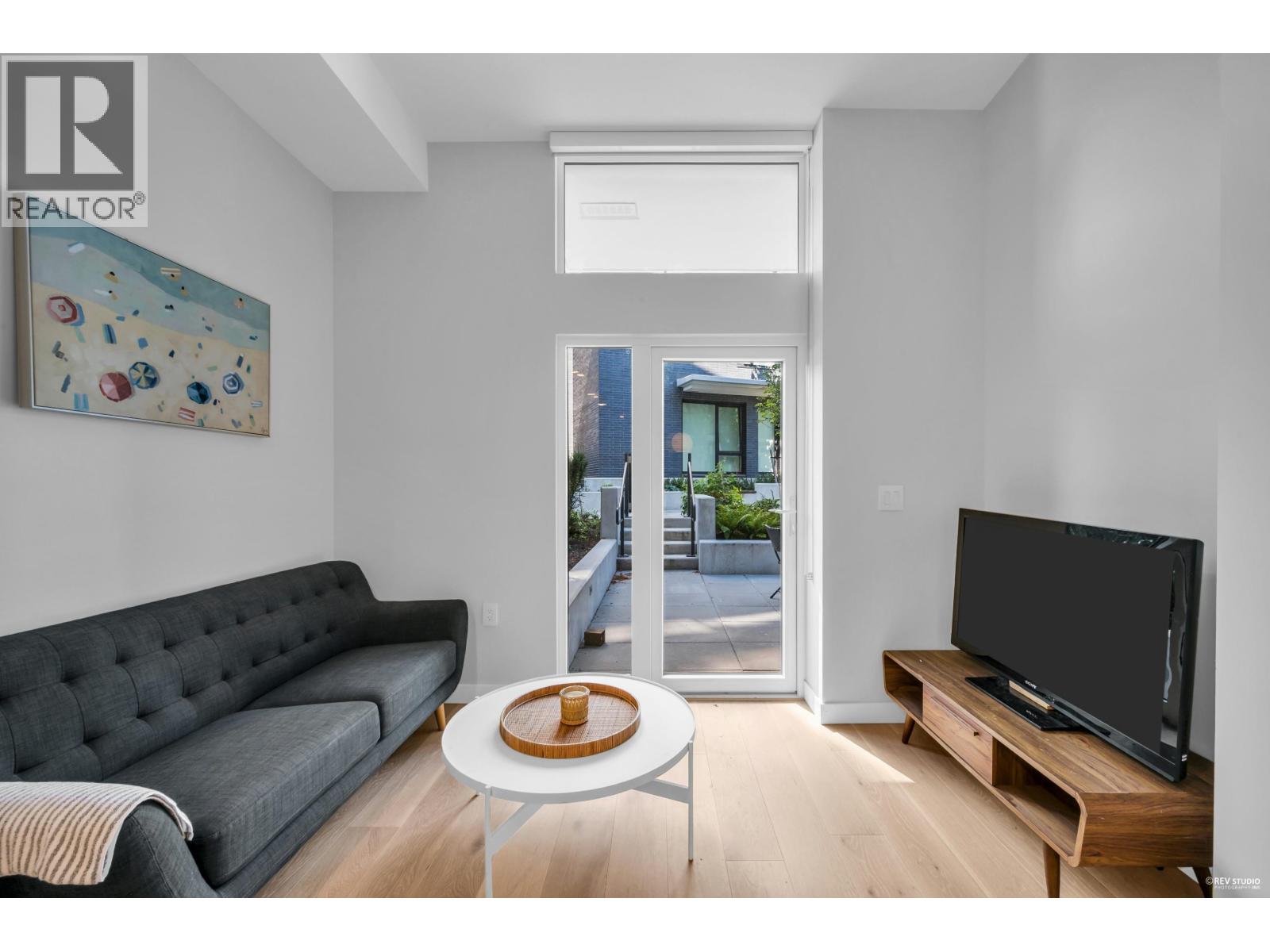 Photo 11 of 104 5212 Cambie Street, Vancouver BC