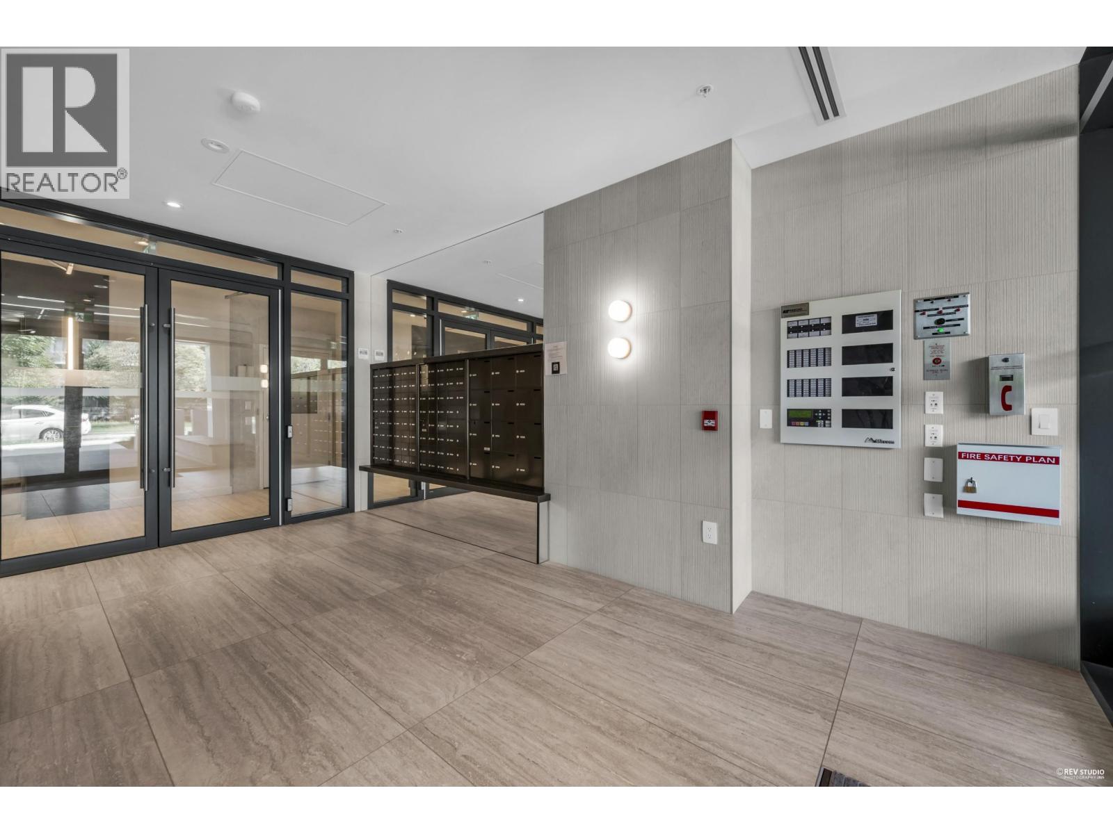 Photo 16 of 104 5212 Cambie Street, Vancouver BC