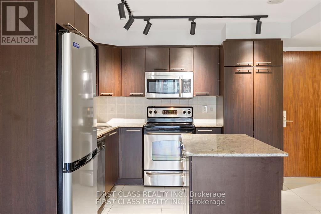 Photo 13 of 805 37 Galleria Parkway, Markham ON