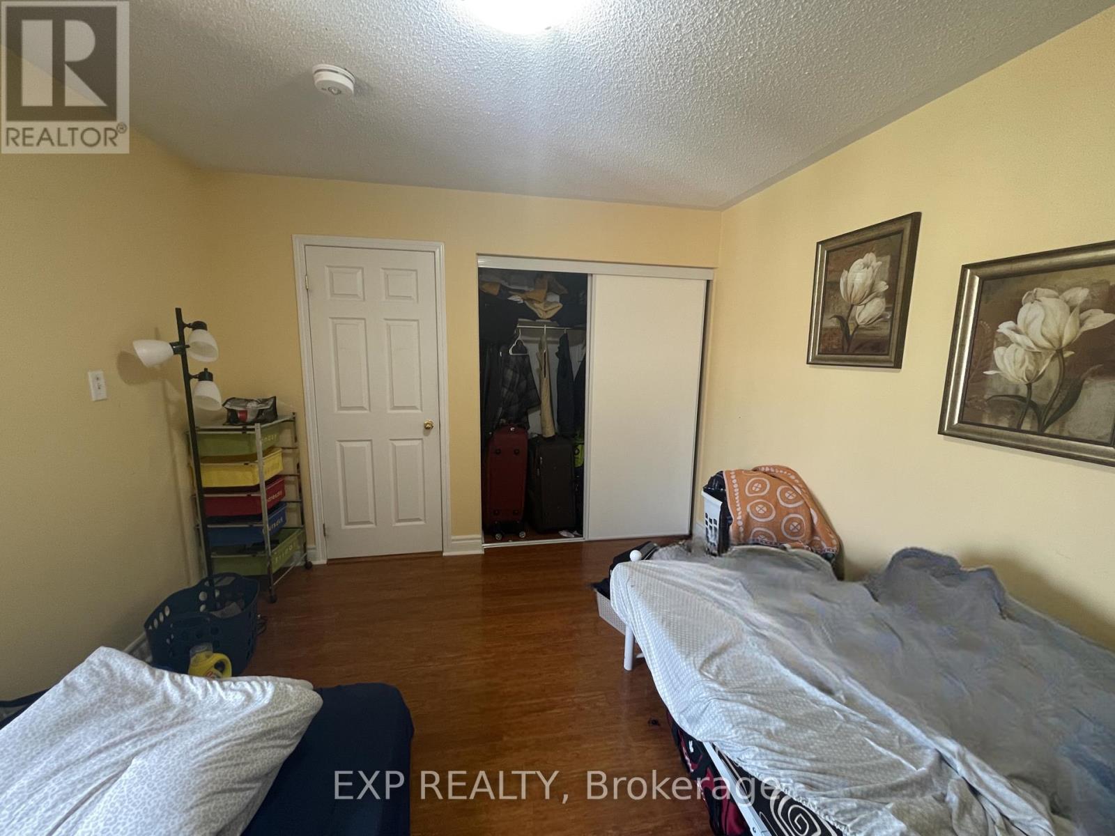 Photo 9 of Main 37 Bayhampton Drive, Brampton ON