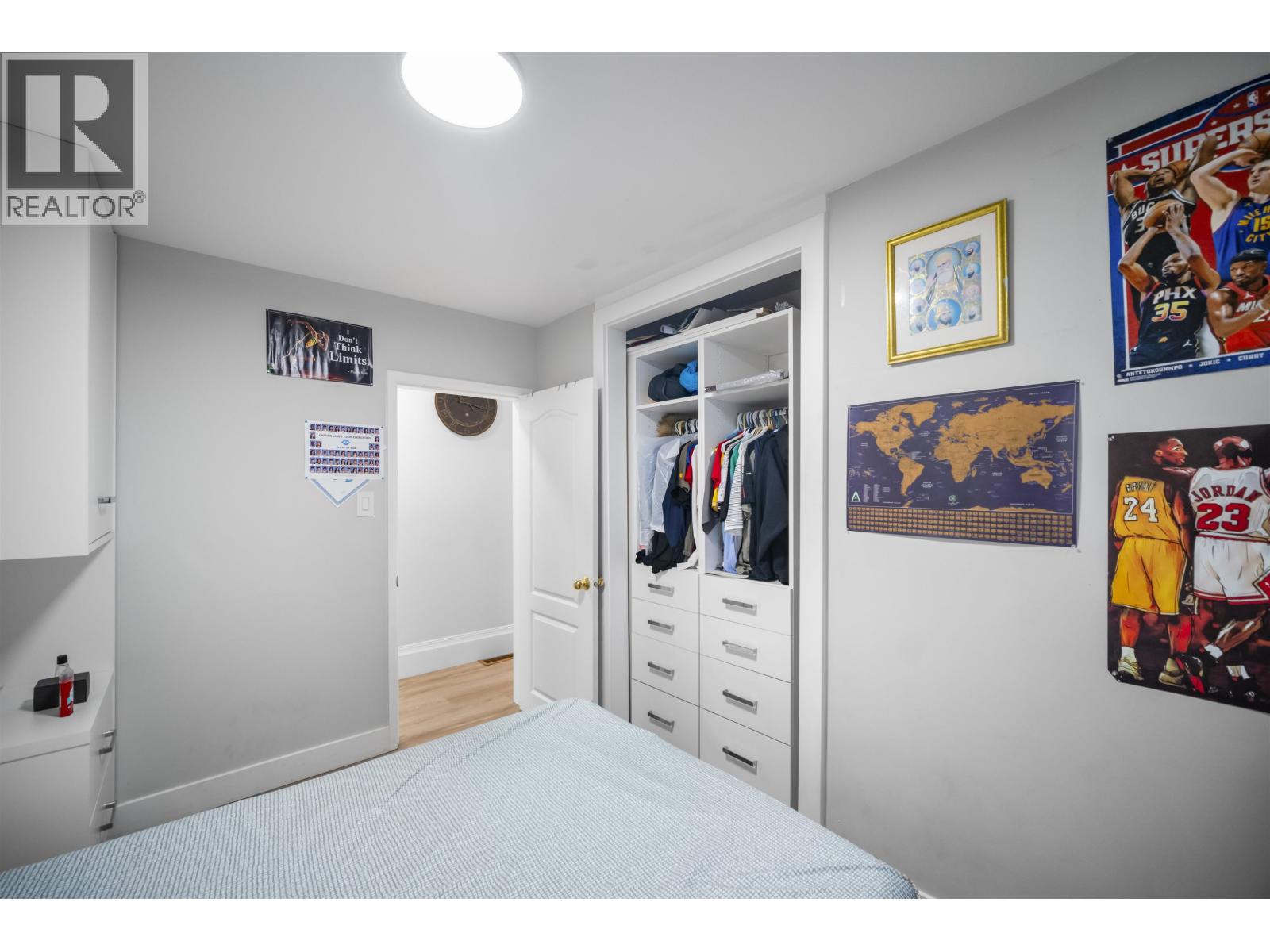 Photo 2 of 6978 Mckinnon Street, Vancouver BC