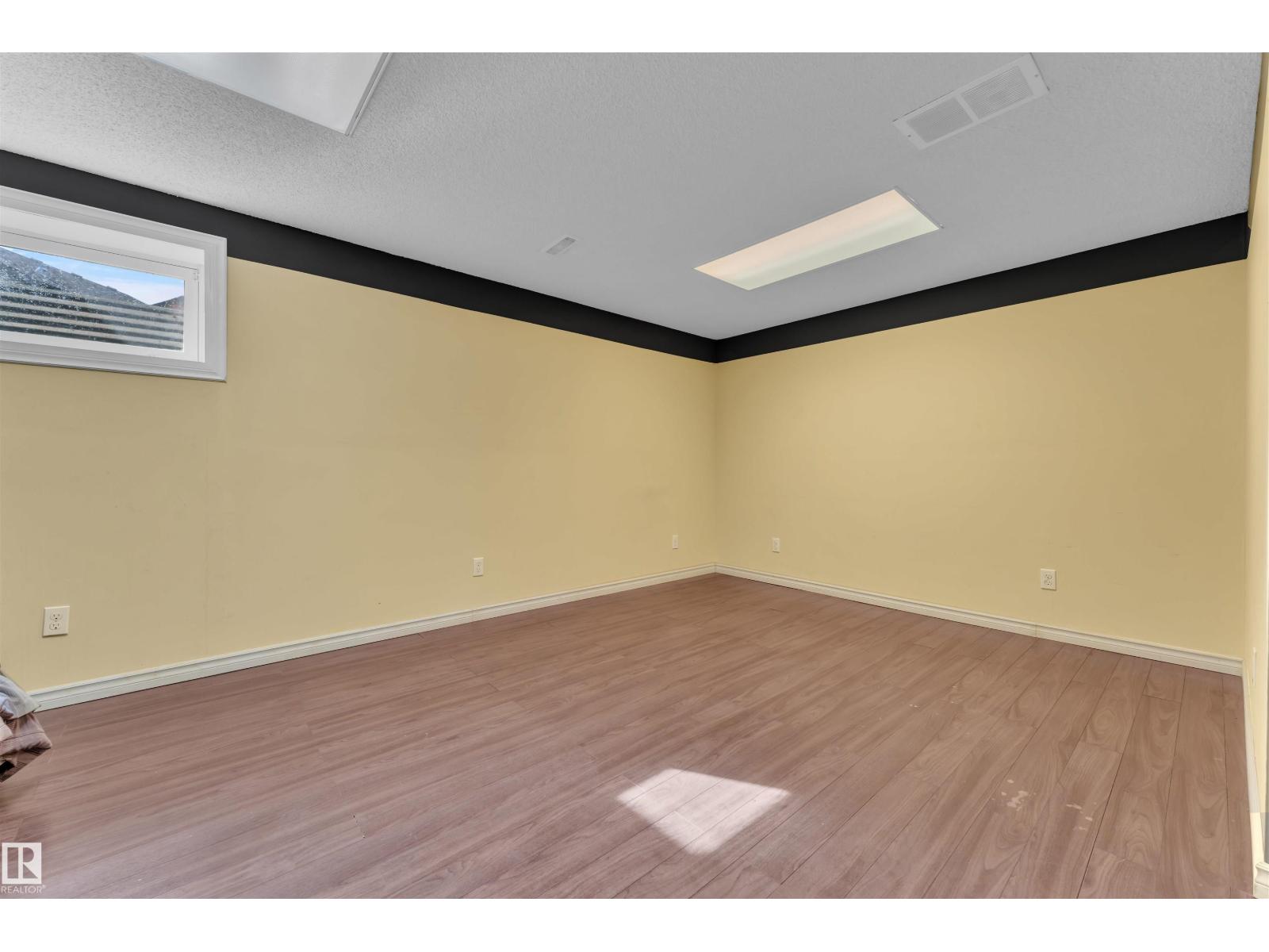 Photo 39 of 108 53 St Sw, Edmonton AB