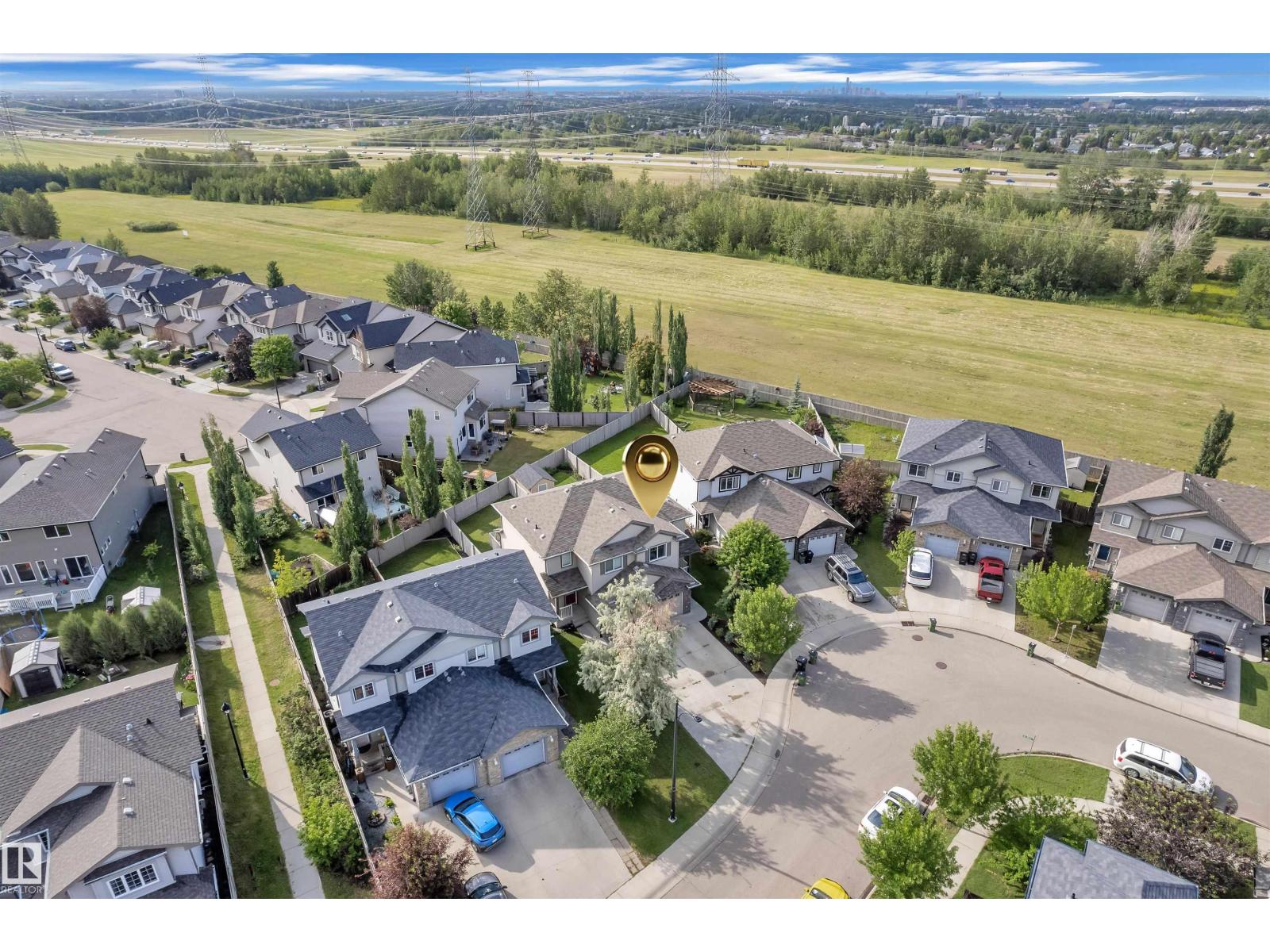 Photo 32 of 108 53 St Sw, Edmonton AB