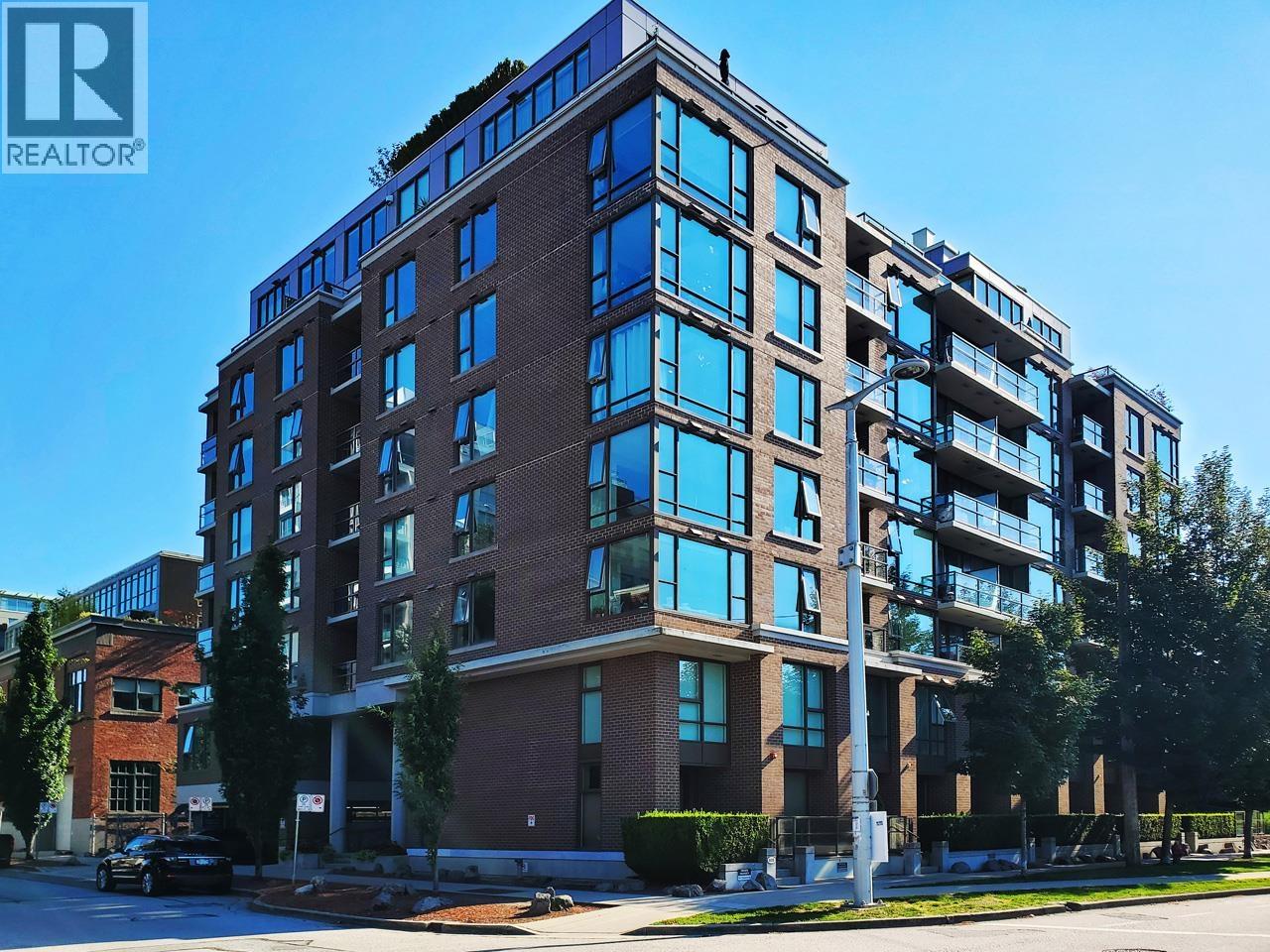 Photo 13 of 202 1919 Wylie Street, Vancouver BC