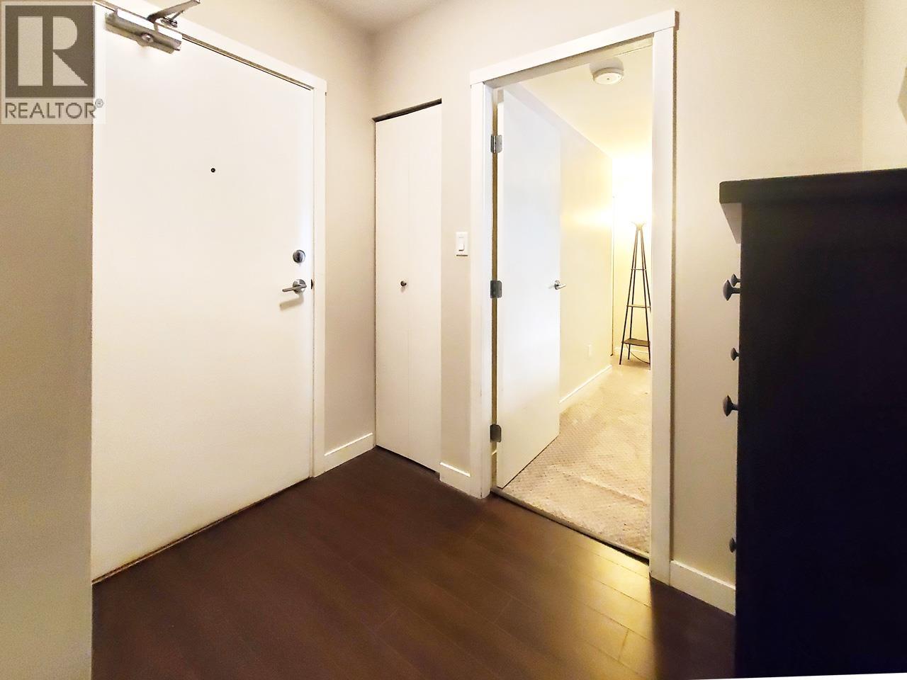 Photo 5 of 202 1919 Wylie Street, Vancouver BC