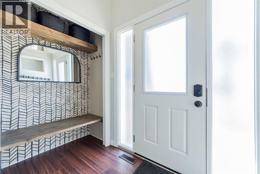 Photo 9 of 9224 107 Avenue, Grande Prairie AB