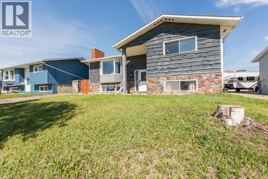Photo 23 of 9224 107 Avenue, Grande Prairie AB
