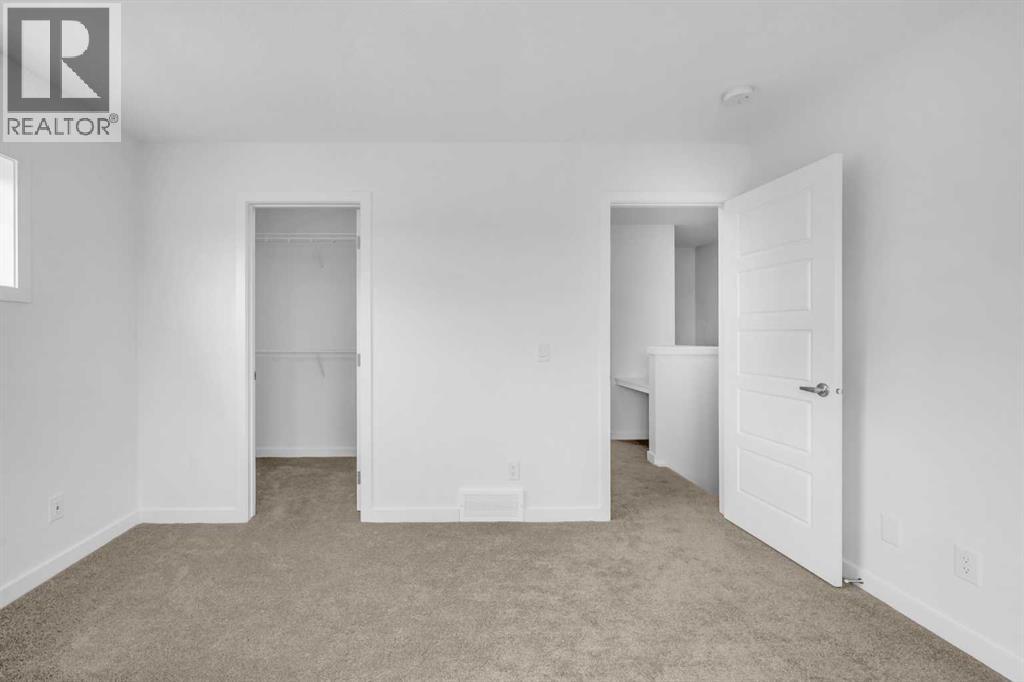 Single Family House for Sale in   Evanscrest Mews NW Evanston Calgary 