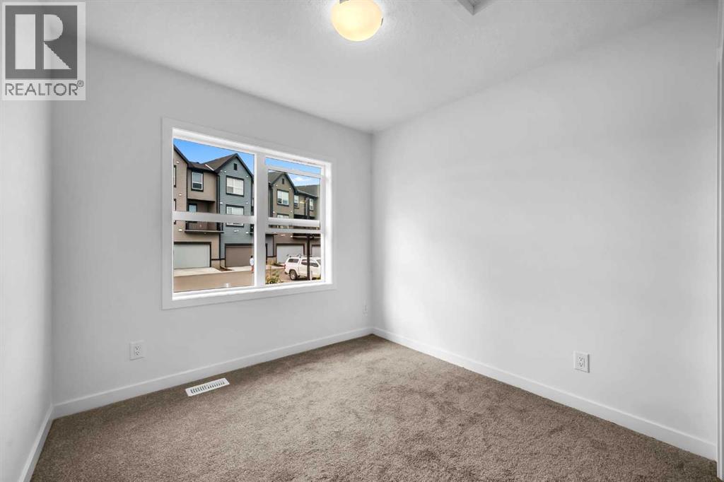 Single Family House for Sale in   Evanscrest Mews NW Evanston Calgary 