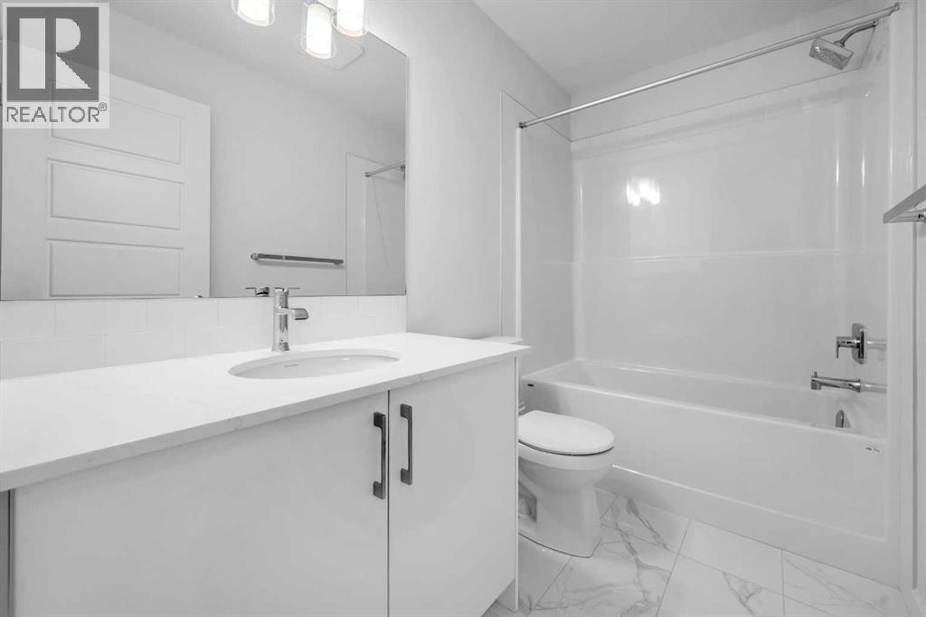 Single Family House for Sale in   Evanscrest Mews NW Evanston Calgary 