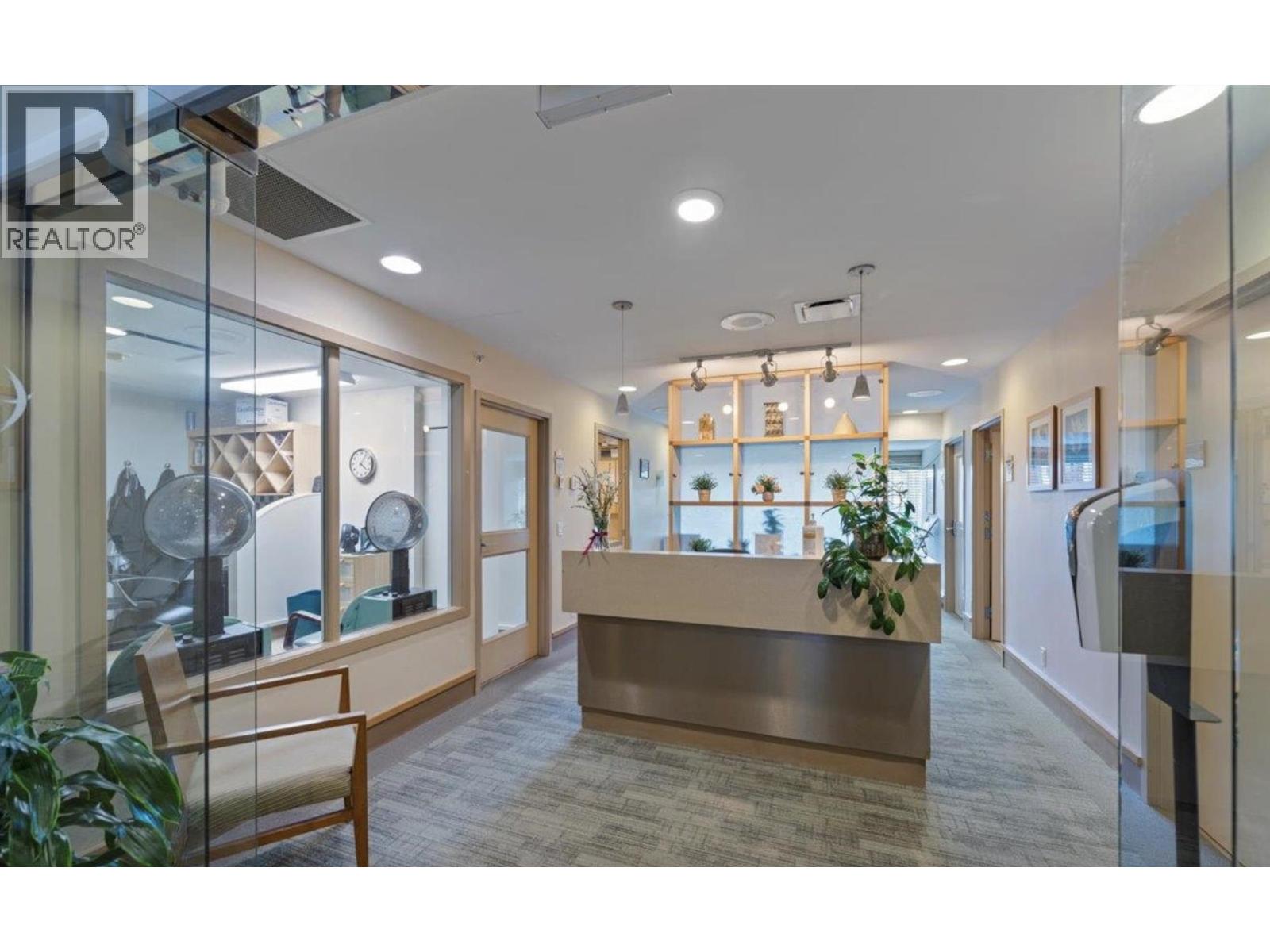 Photo 33 of 712 2799 Yew Street, Vancouver BC