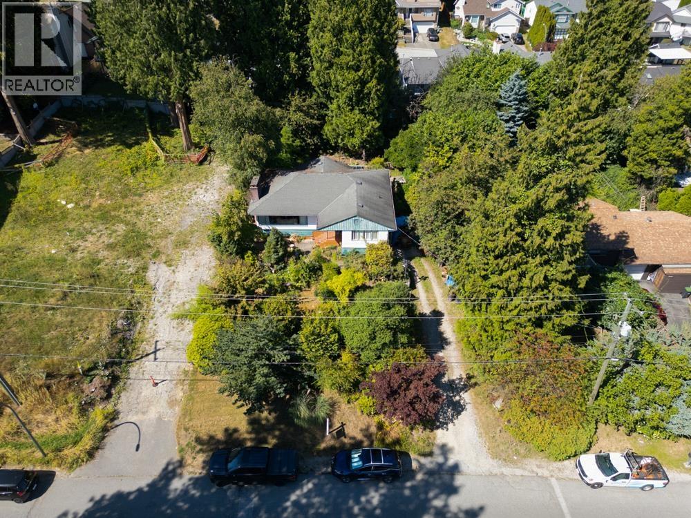 Photo 15 of 1827 Harbour Street, Port Coquitlam BC