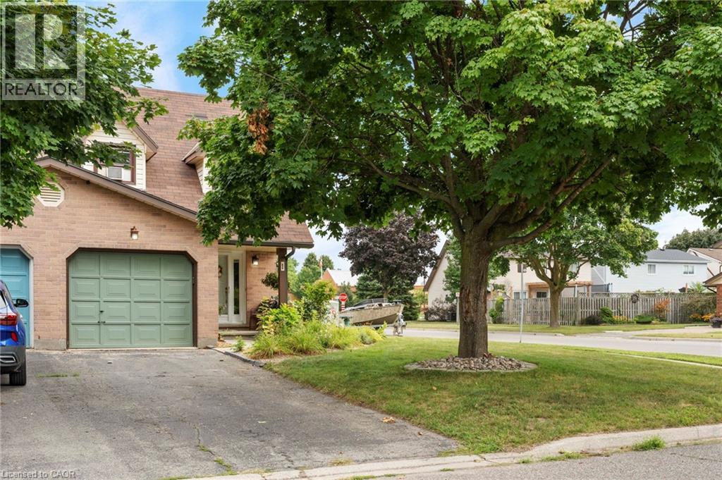 Photo 9 of 1 Freeman Crescent, Simcoe ON