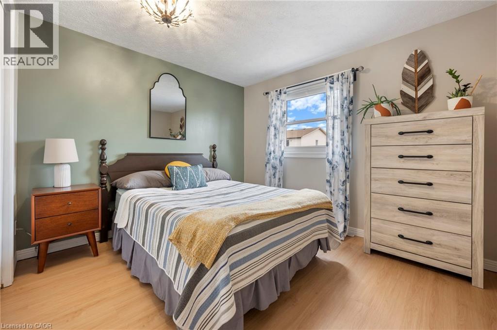 Photo 23 of 1 Freeman Crescent, Simcoe ON