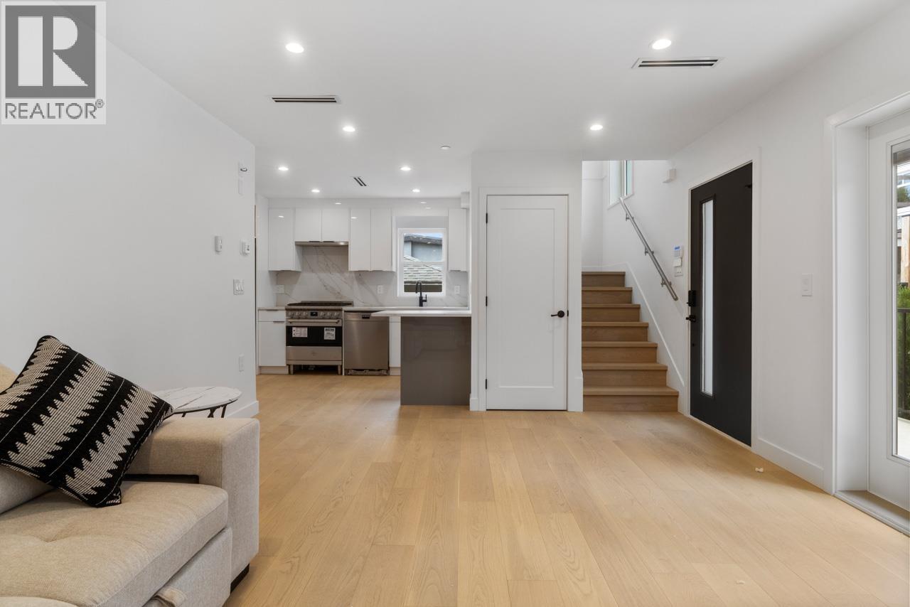 Photo 8 of 2020 E 4th Avenue, Vancouver BC