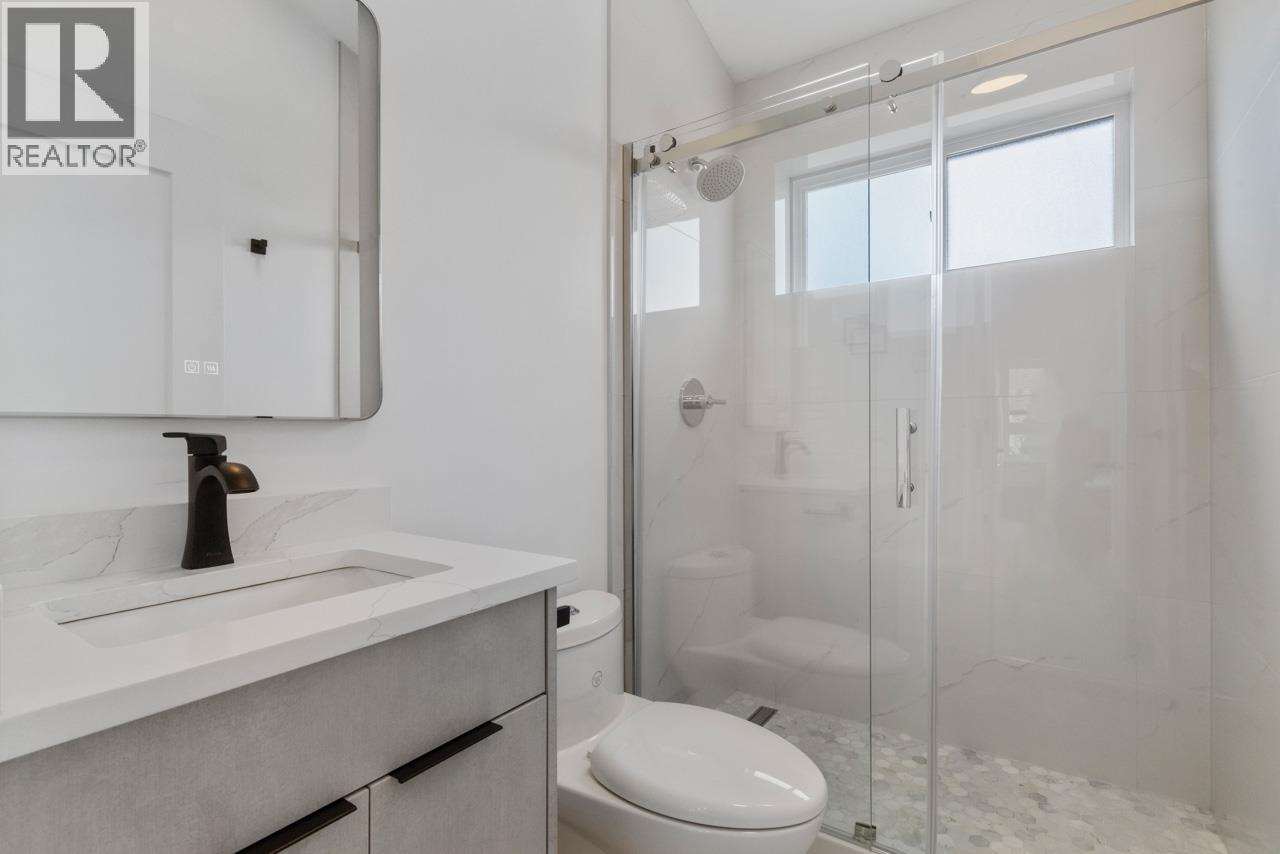 Photo 5 of 2020 E 4th Avenue, Vancouver BC