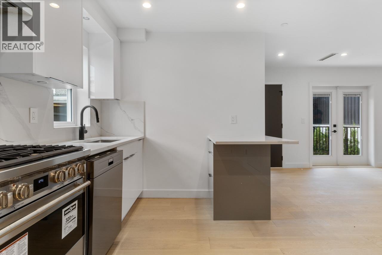 Photo 15 of 2020 E 4th Avenue, Vancouver BC