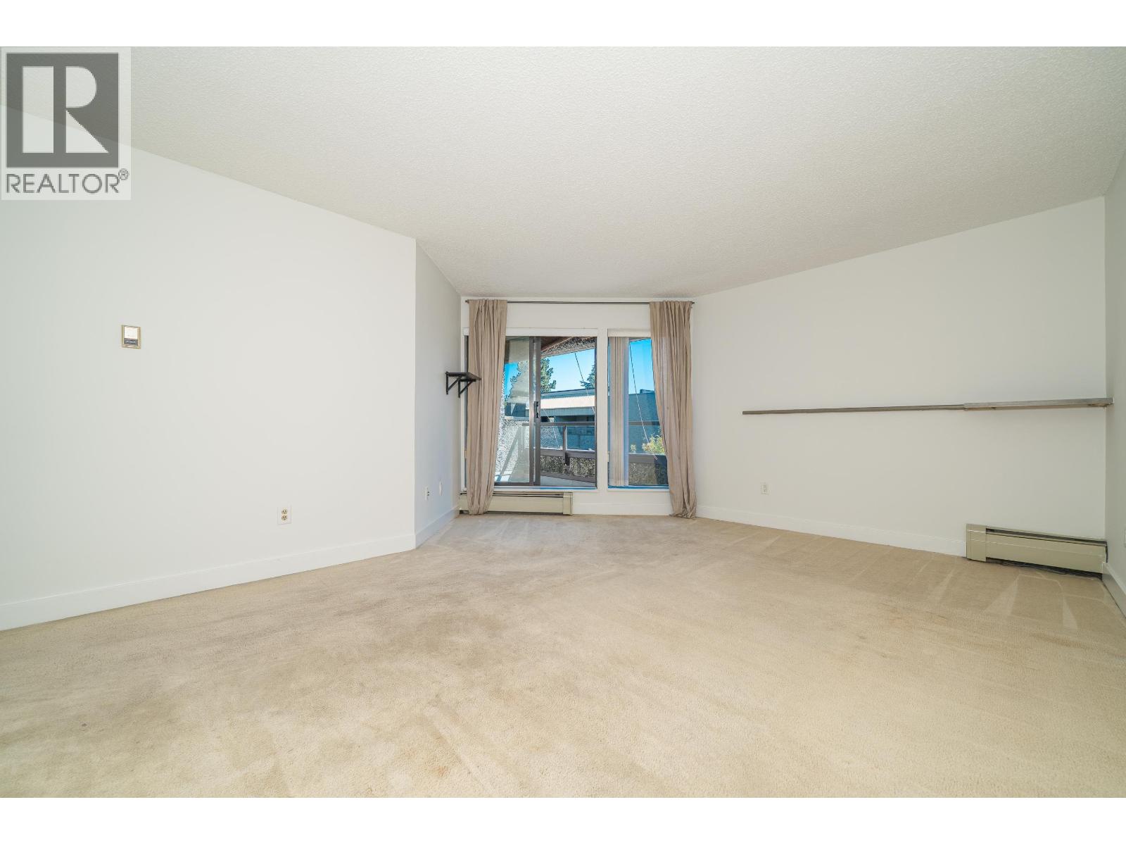 Photo 9 of 313 8460 Ackroyd Road, Richmond BC