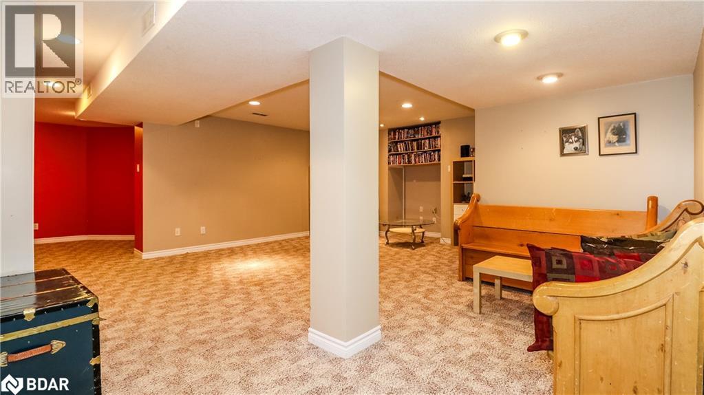 Photo 18 of 12 Gordon Court, Barrie ON
