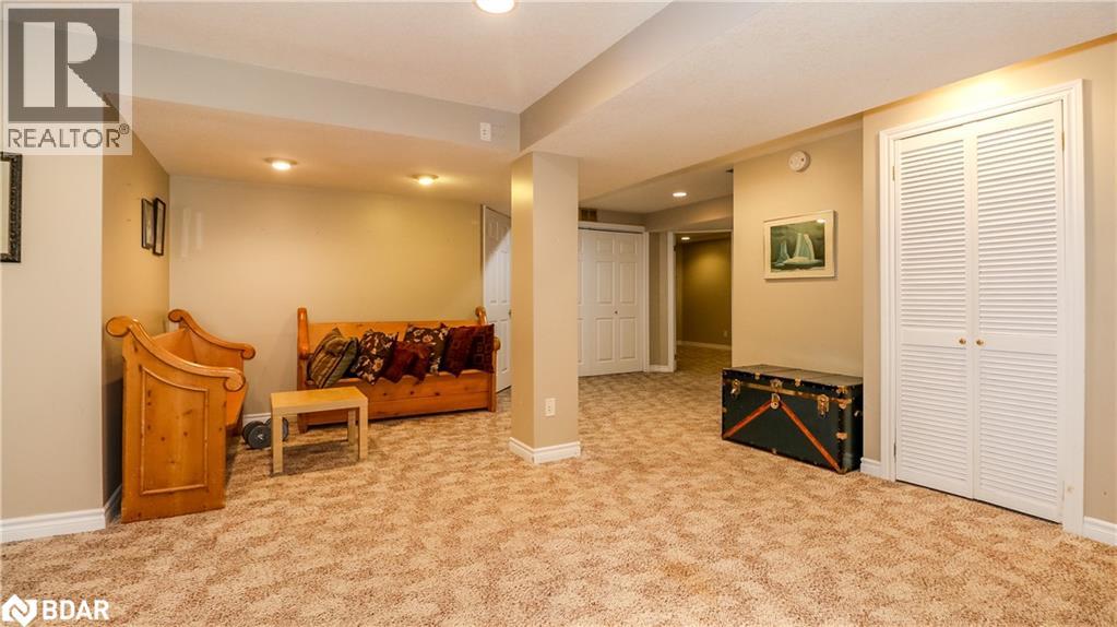 Photo 34 of 12 Gordon Court, Barrie ON