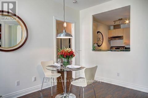 Photo 13 of 1402 438 Richmond Street W, Toronto ON