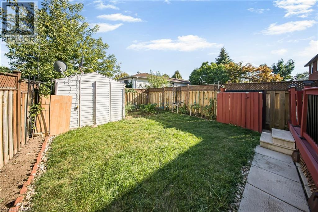 Photo 37 of 75 Stonecairn Drive, Cambridge ON