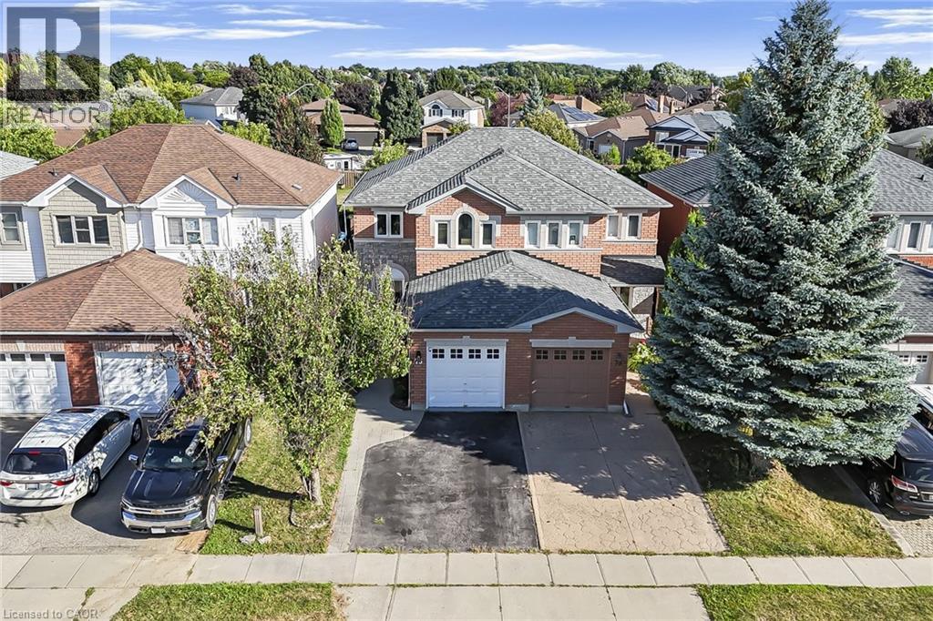 Photo 38 of 75 Stonecairn Drive, Cambridge ON