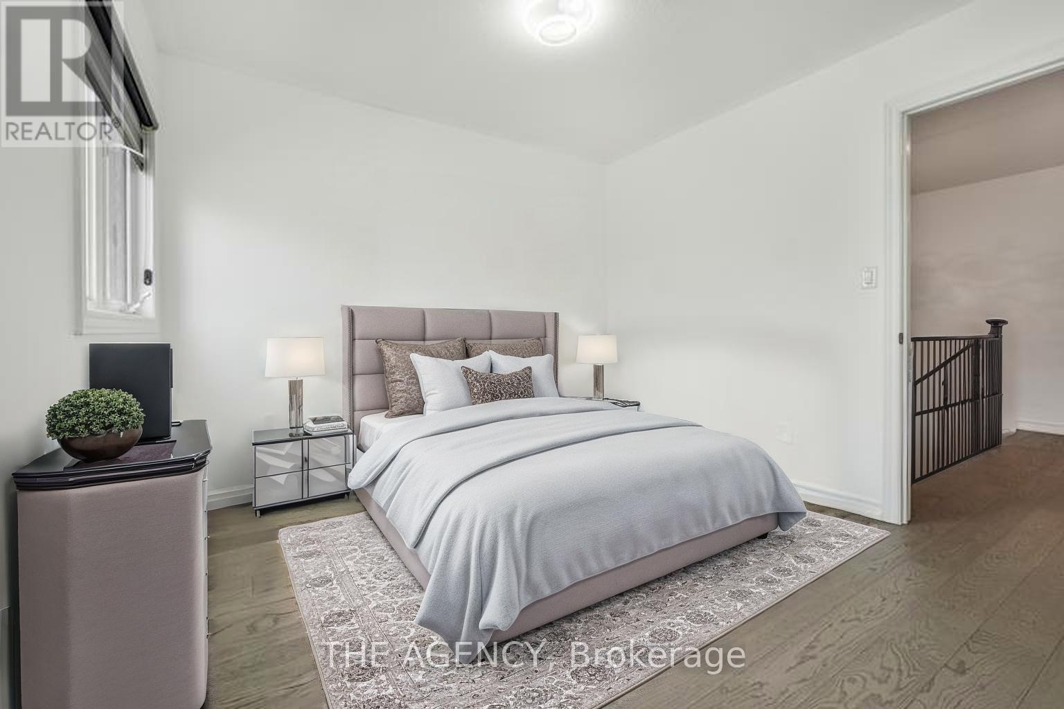 Photo 17 of 10 Moses Crescent, Clarington ON