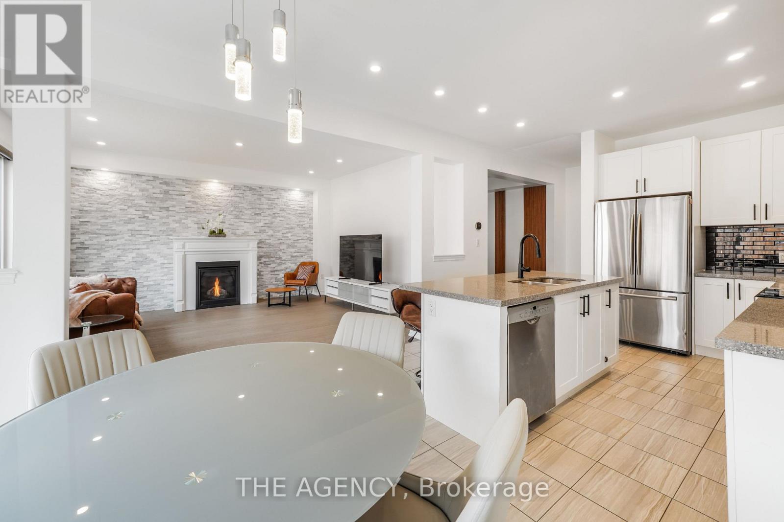 Photo 25 of 10 Moses Crescent, Clarington ON