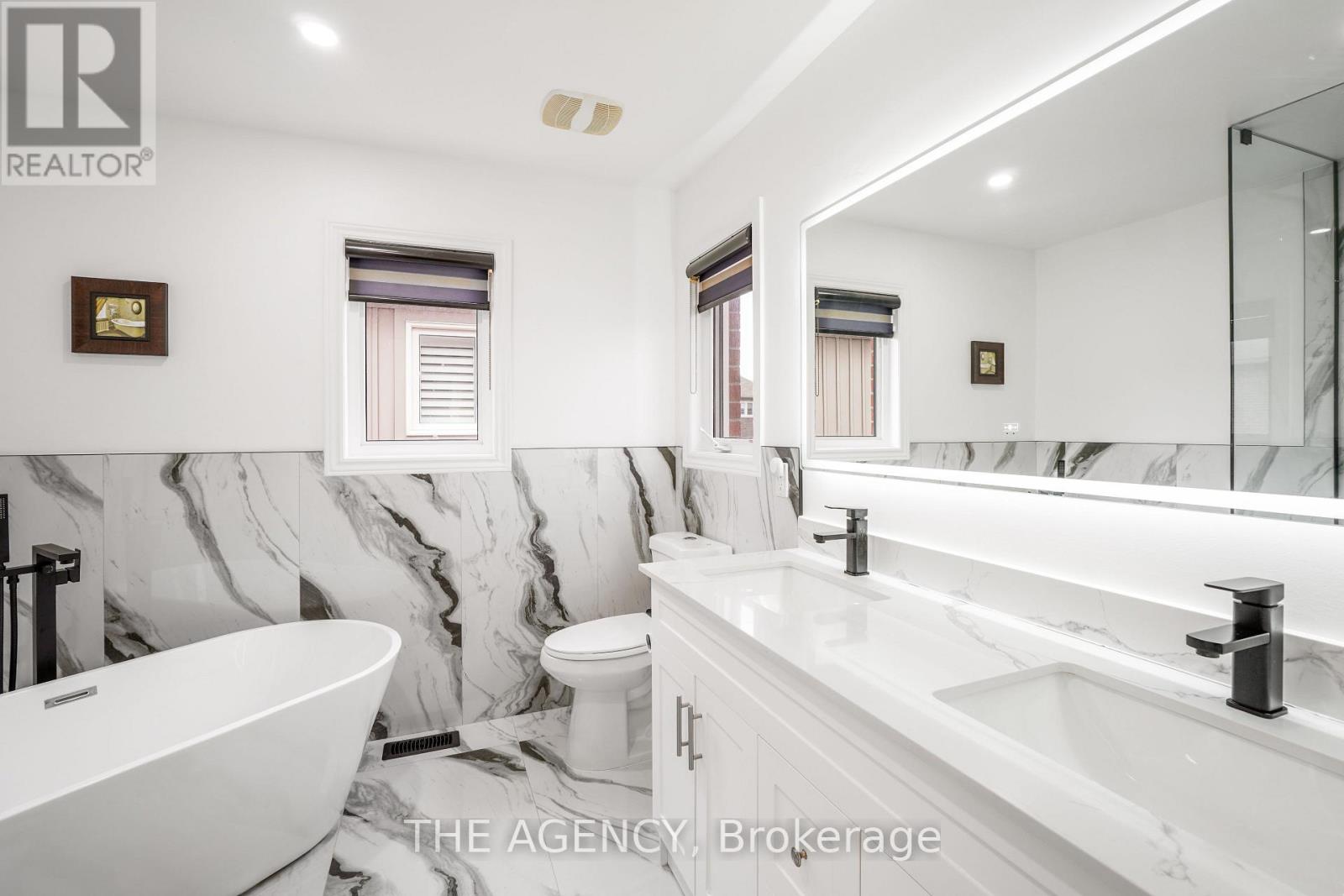 Photo 16 of 10 Moses Crescent, Clarington ON