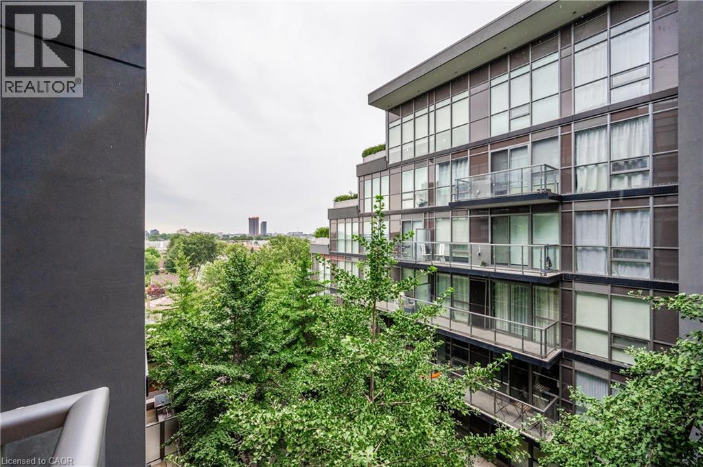 Photo 13 of 15 James Finlay Way Unit 917, Toronto ON