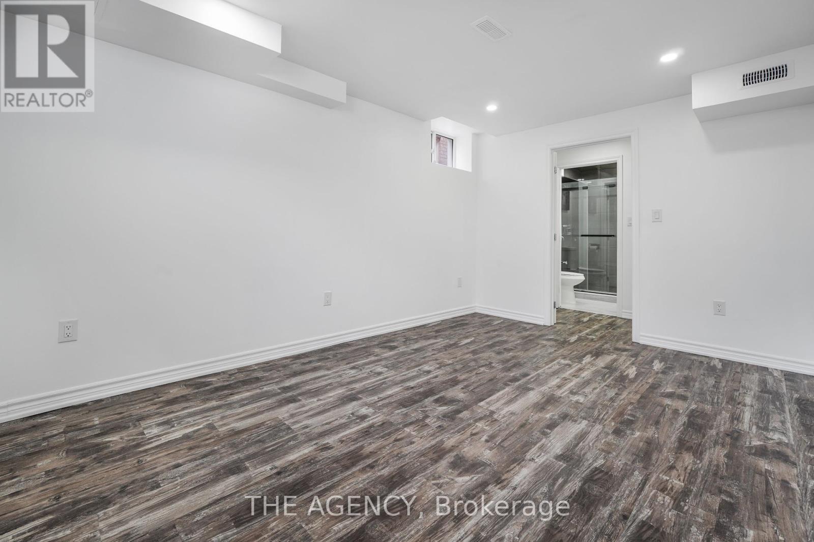Photo 21 of 10 Moses Crescent, Clarington ON