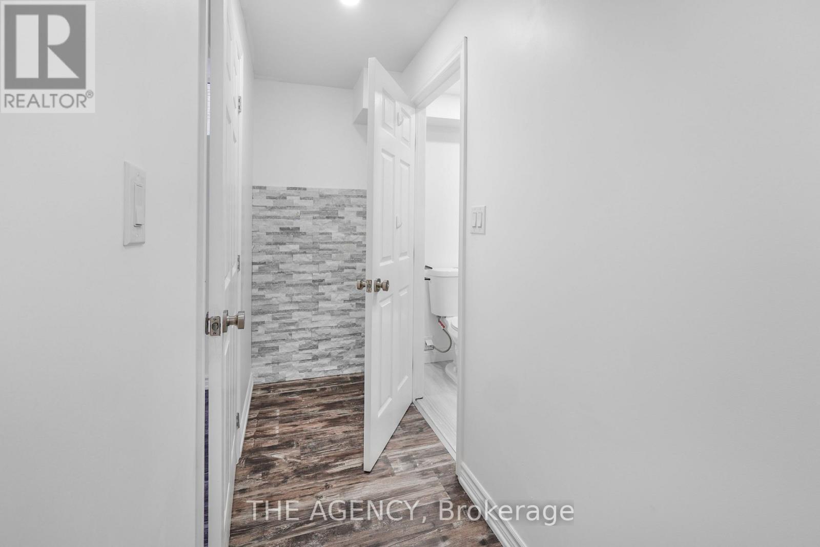 Photo 28 of 10 Moses Crescent, Clarington ON