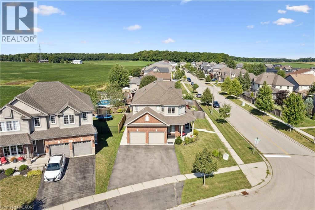 Photo 38 of 4 Kropf Drive, Baden ON