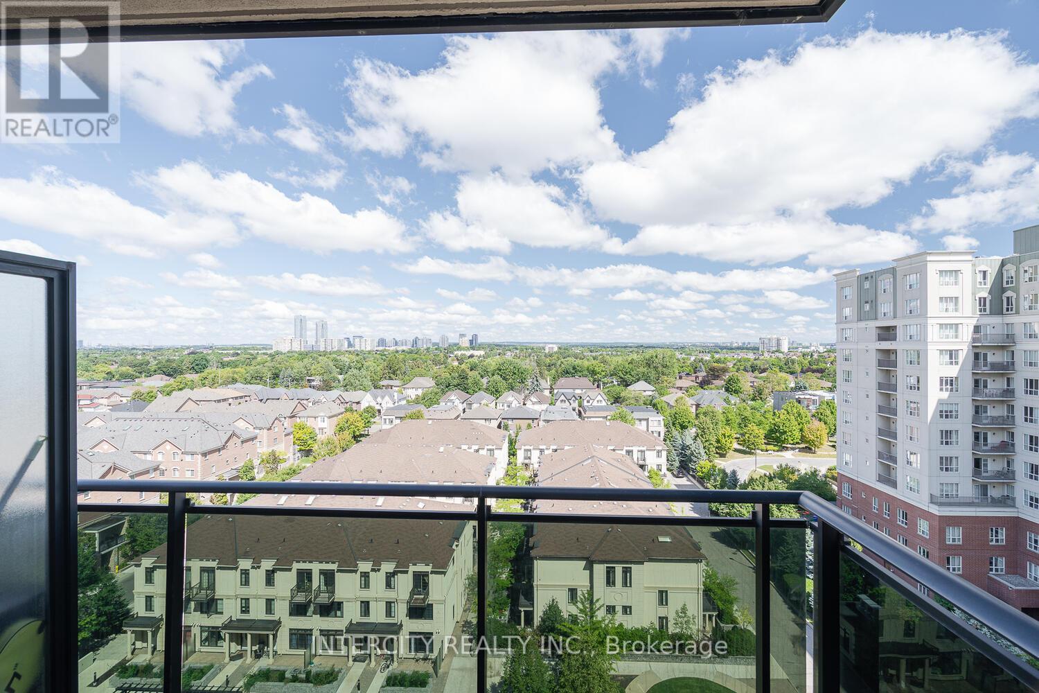 Photo 4 of 1102 520 Steeles Avenue W, Vaughan ON