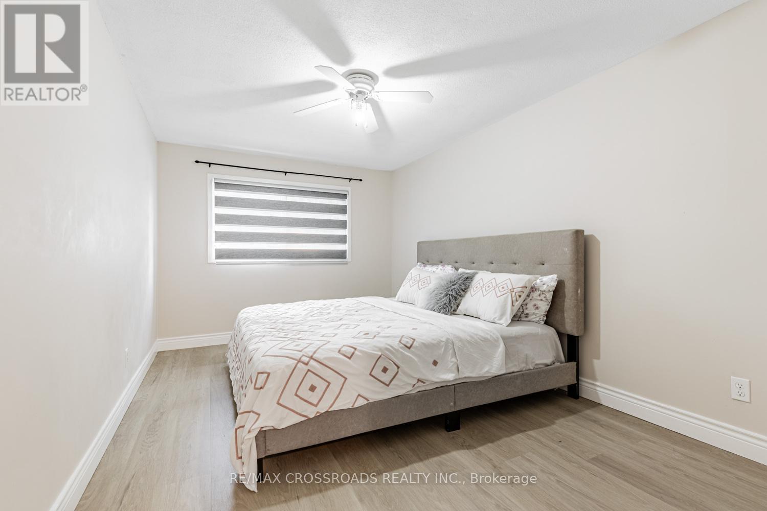Photo 25 of 22 260 Avenue Road, Richmond Hill ON