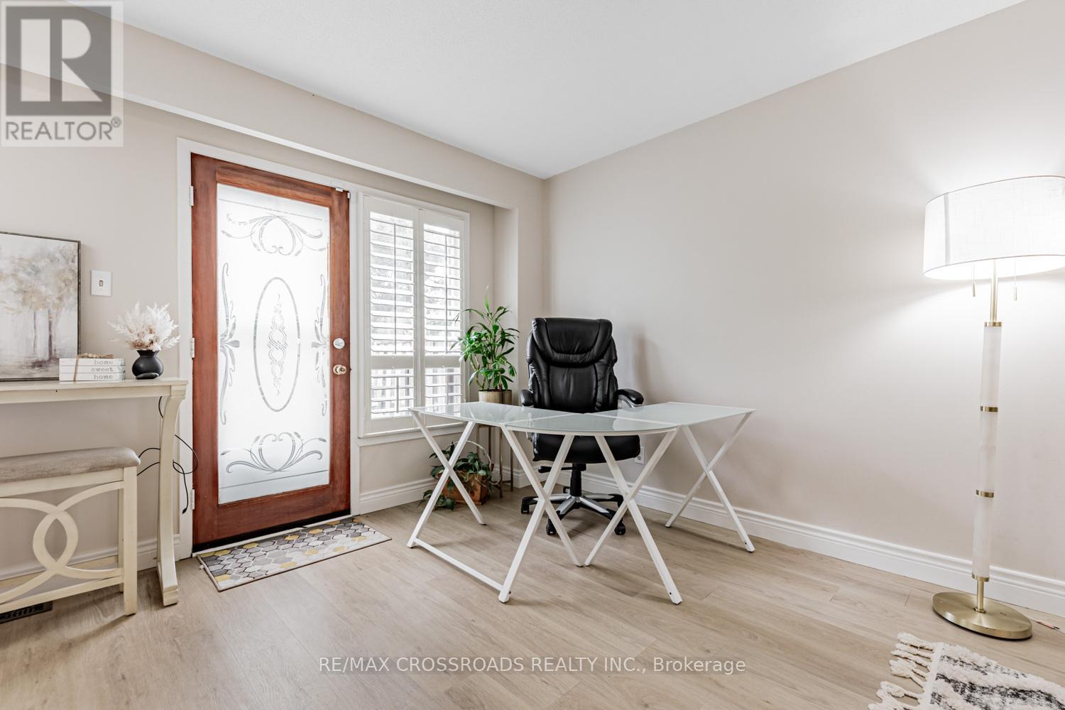 Photo 32 of 22 260 Avenue Road, Richmond Hill ON