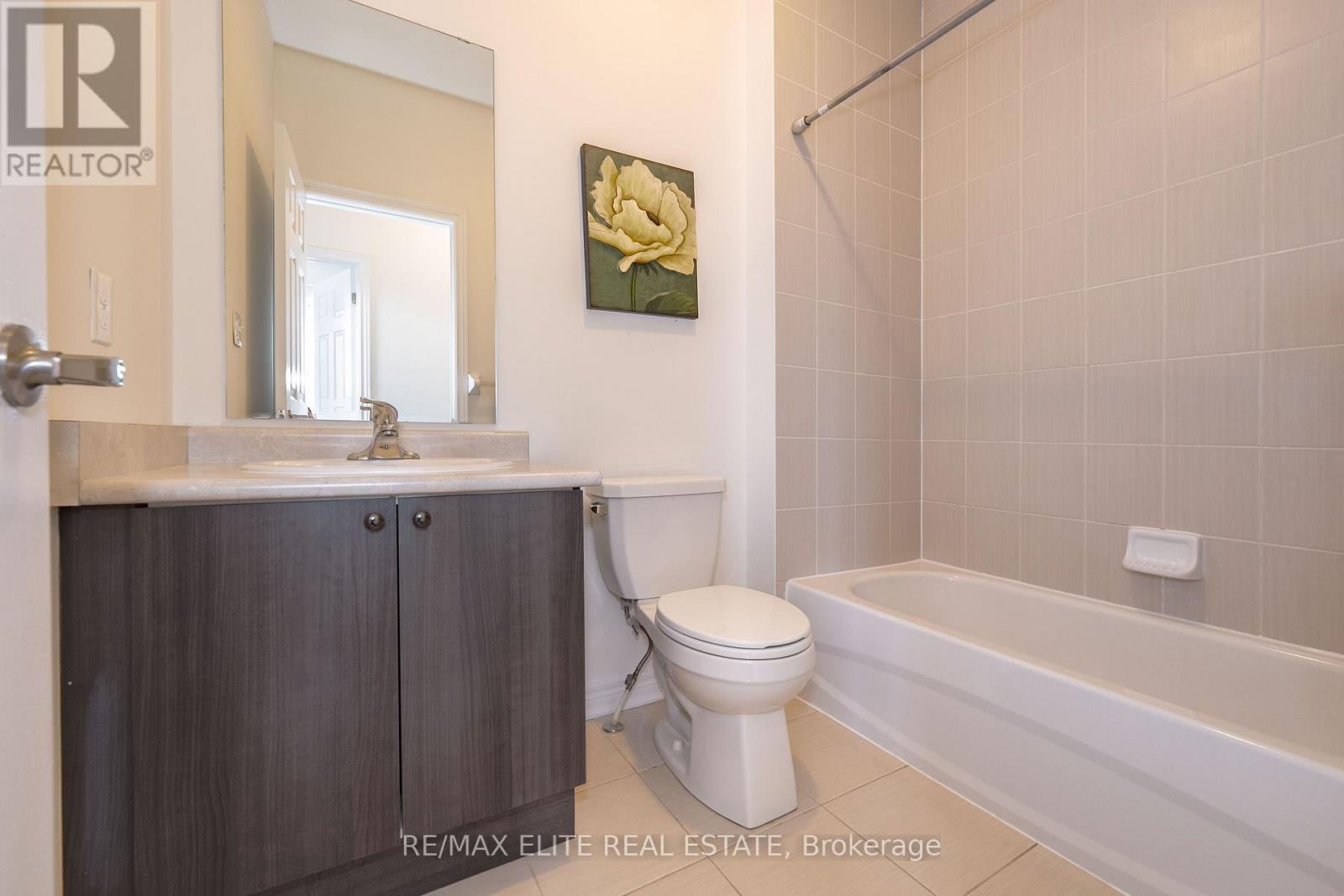 Photo 29 of 32 Titan Trail, Markham ON