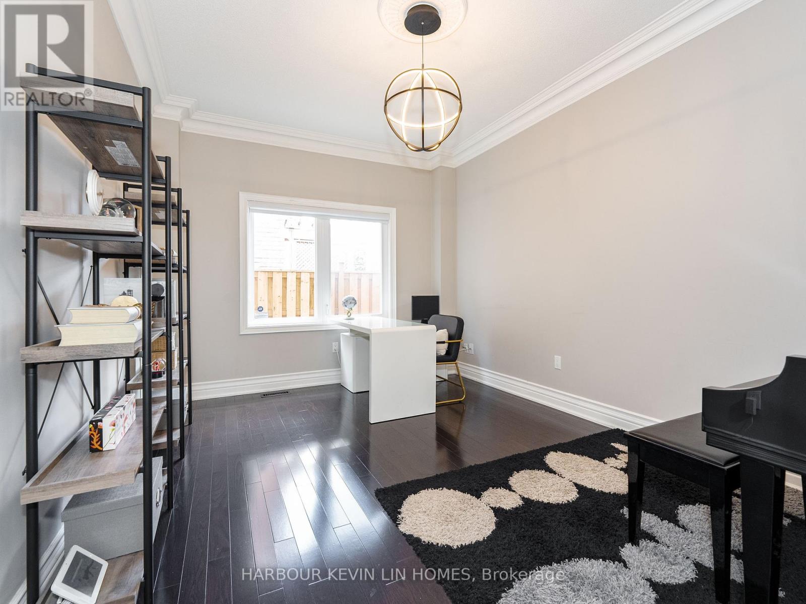 Photo 22 of 9 Dalewood Drive, Richmond Hill ON