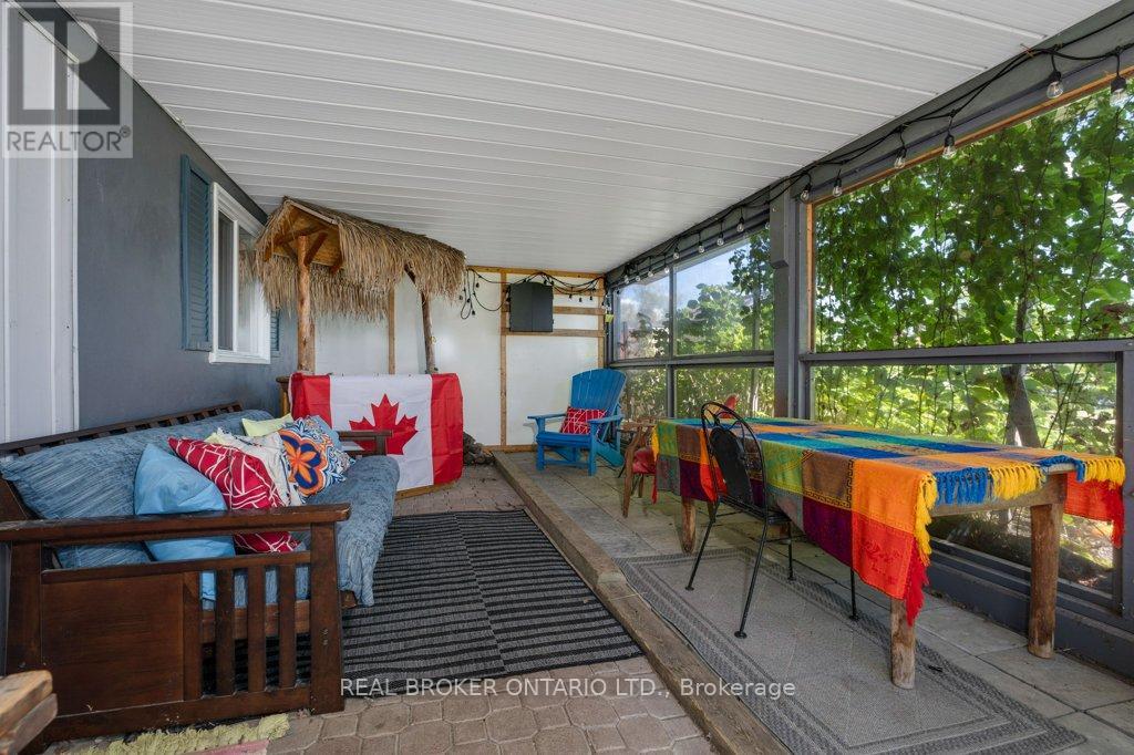 Photo 18 of 1909 Woods Bay Road, Severn ON