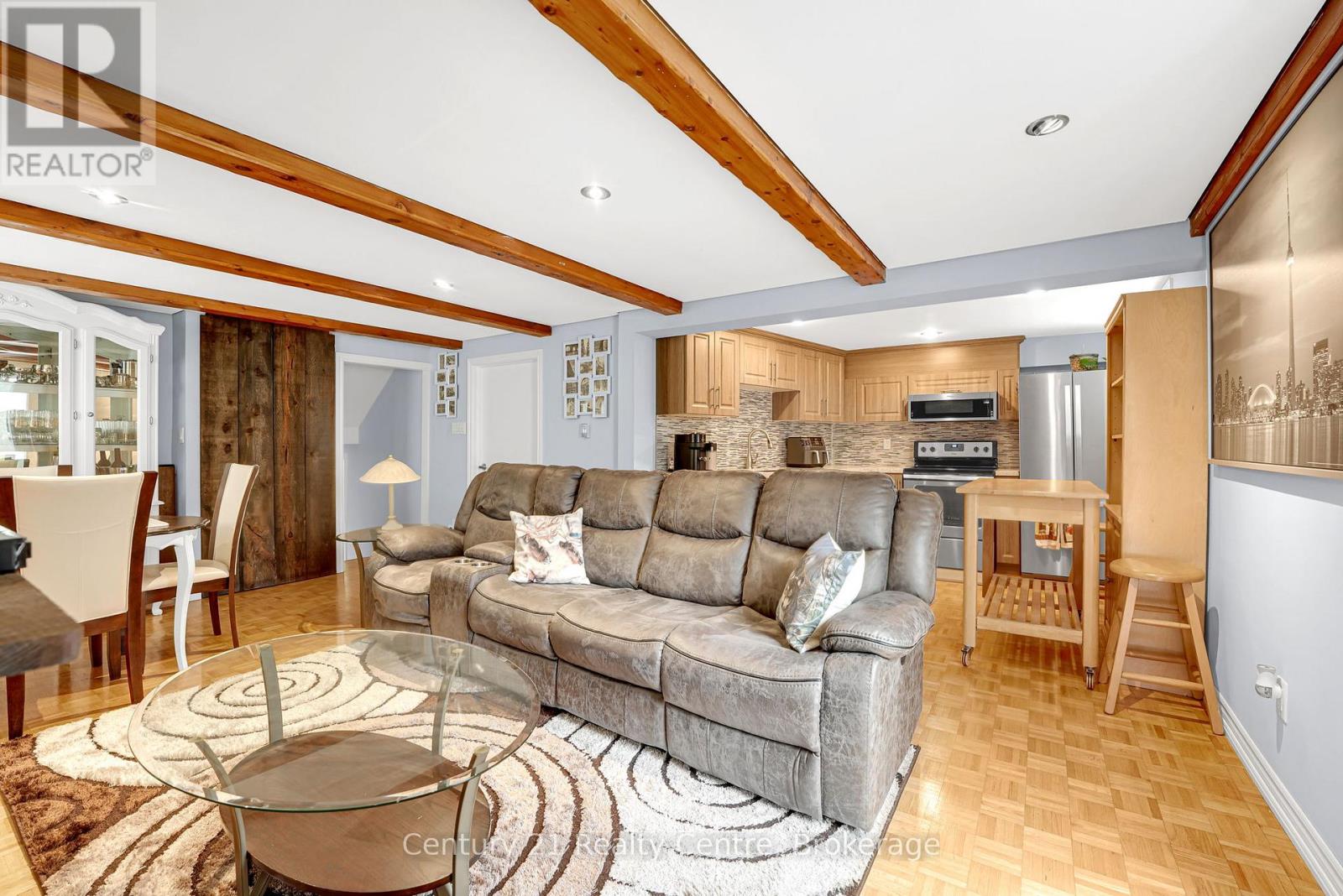 Photo 41 of 3233 Monica Drive, Mississauga ON