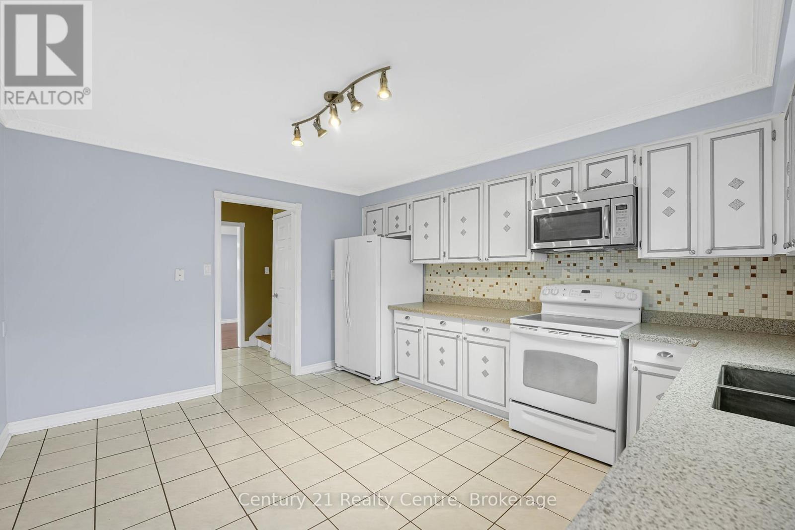 Photo 47 of 3233 Monica Drive, Mississauga ON