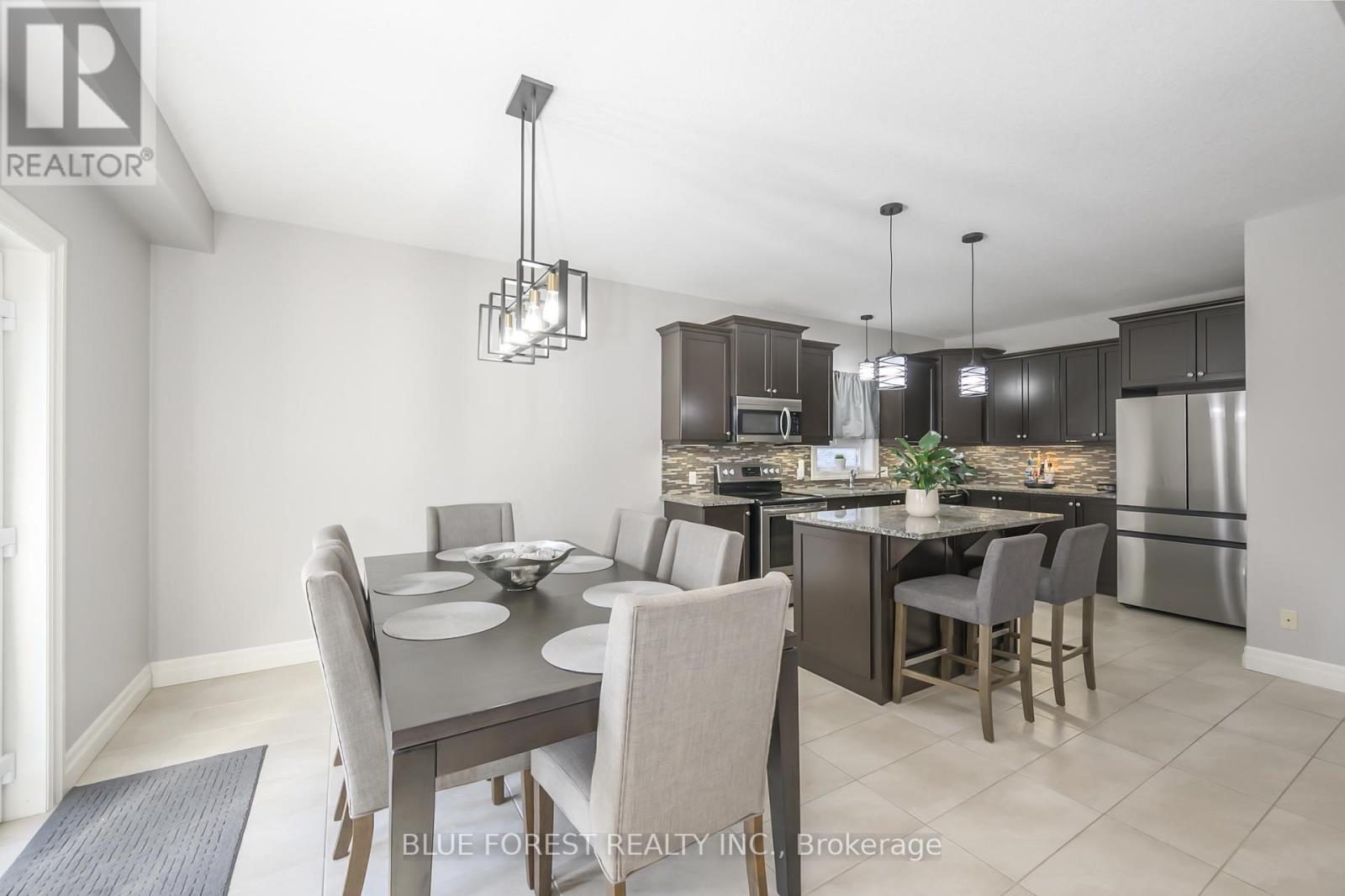 Photo 7 of 1835 Cedarpark Drive, London North ON